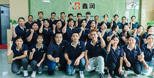 高素質(zhì)人才團隊